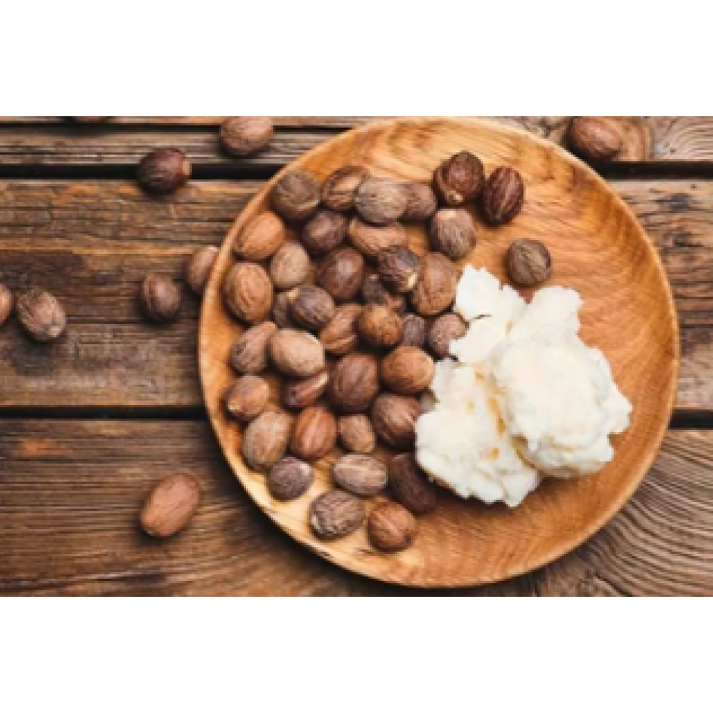 CARELIKA Pistachio Body Scrub - Skrubis ķermenim ar pistācijas sviestu un smalcinātām mandeļu čaulām, 200ml